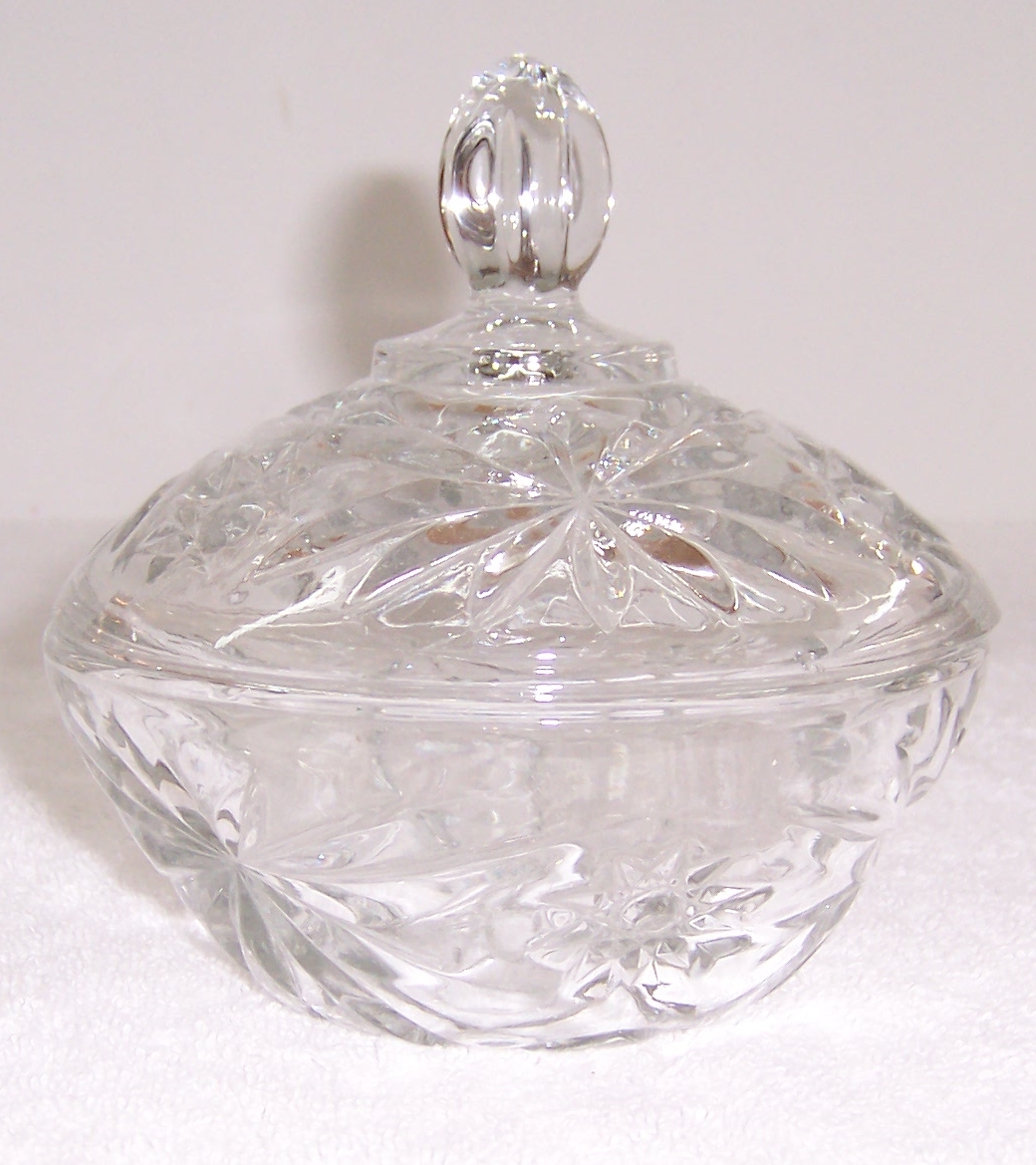 Triple A Resale Vintage Clear Glass Covered Sugar Bowl