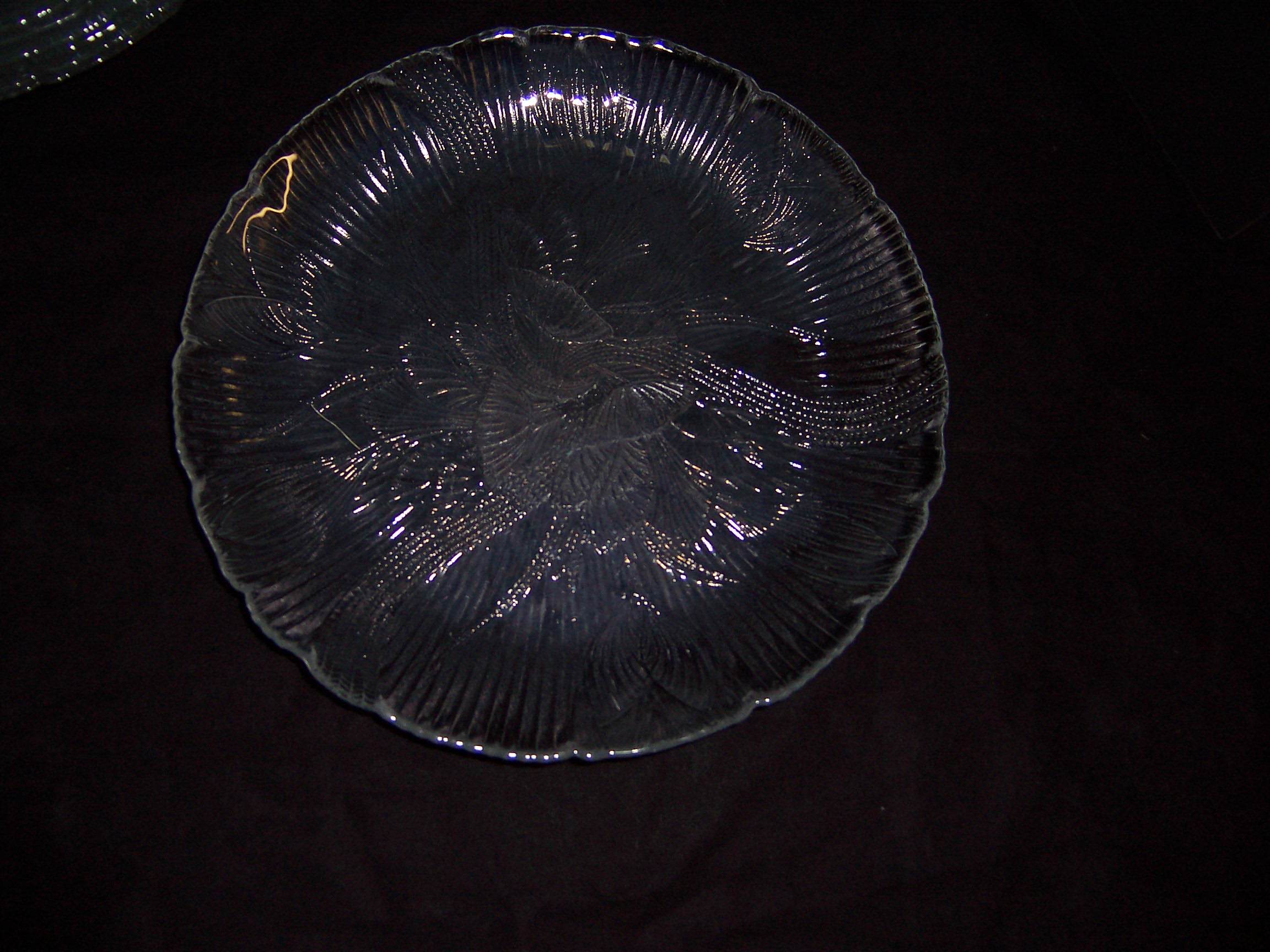 clear glass pastry plate raindrop pattern