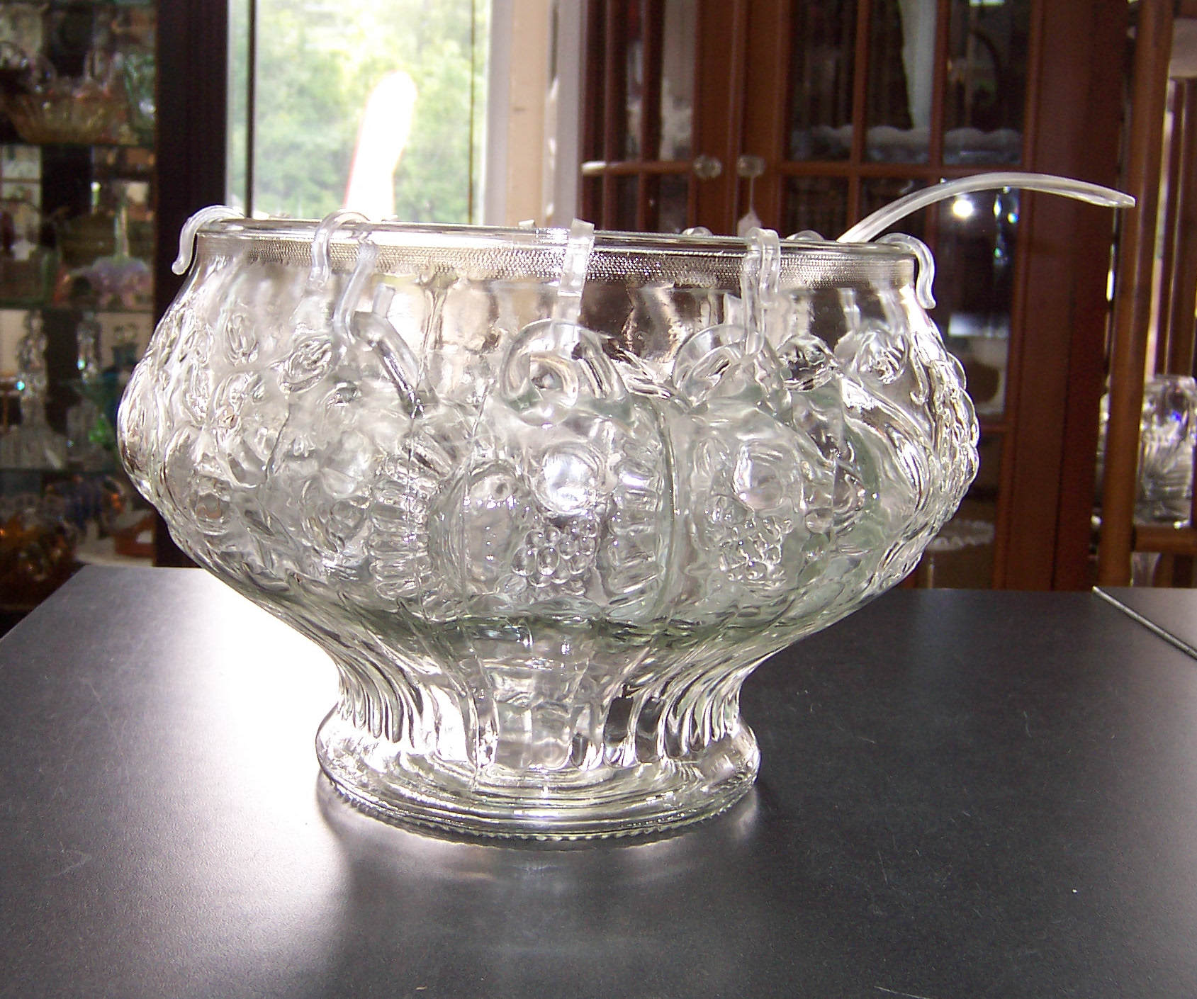 Triple A Resale Footed Glass Punch Bowl with 12 Cups