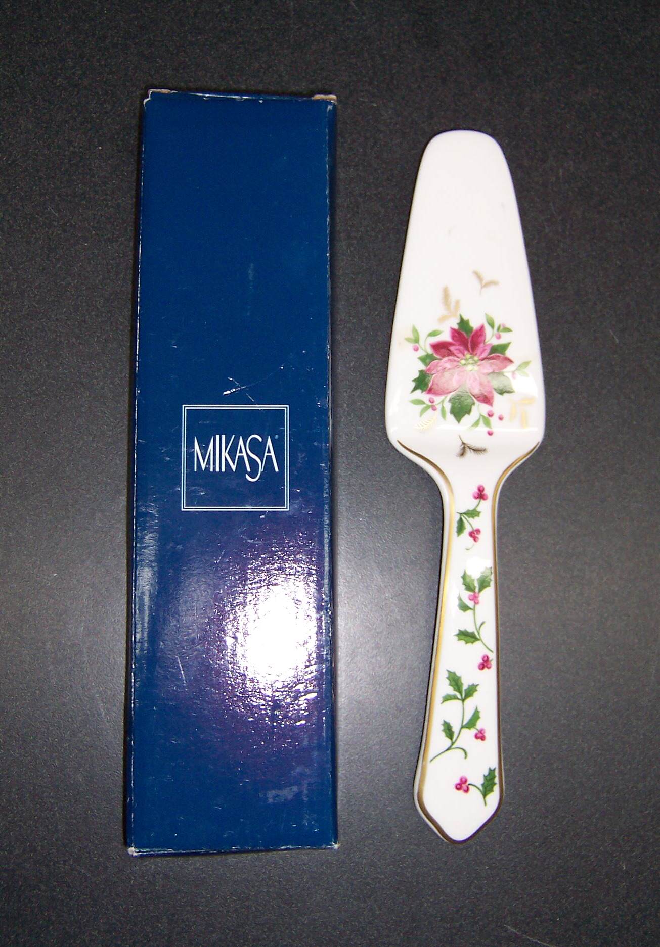 Triple A Resale Mikasa Holiday Delight Cake Knife