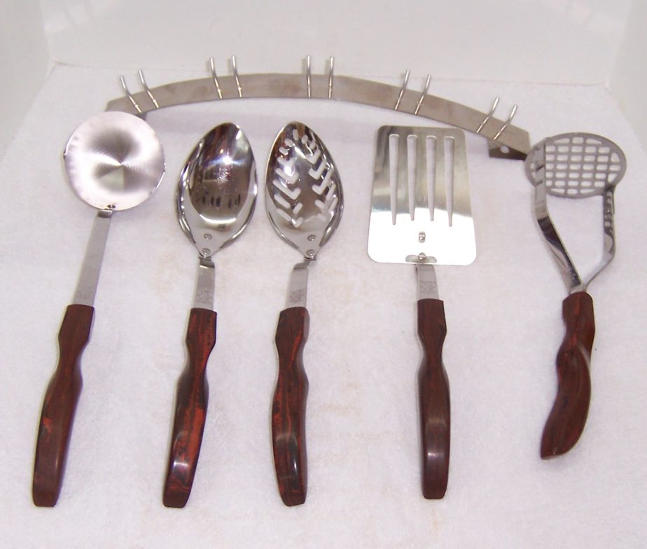 Vintage Cutco 6pc Utensil Set With Wall Mount Rack Triple A Resale   C113 073018 004 6 Piece Cutco Utensil Set With Wall Mount Factory Refurbished 195 1 924x784 