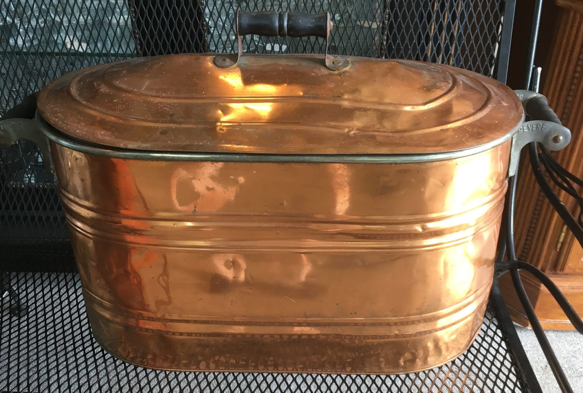 Vintage Revere Copper Wash Tub With Cover   C333 080220 015 Revere Copper Wash Tub With Cover 88 1 2048x1380 